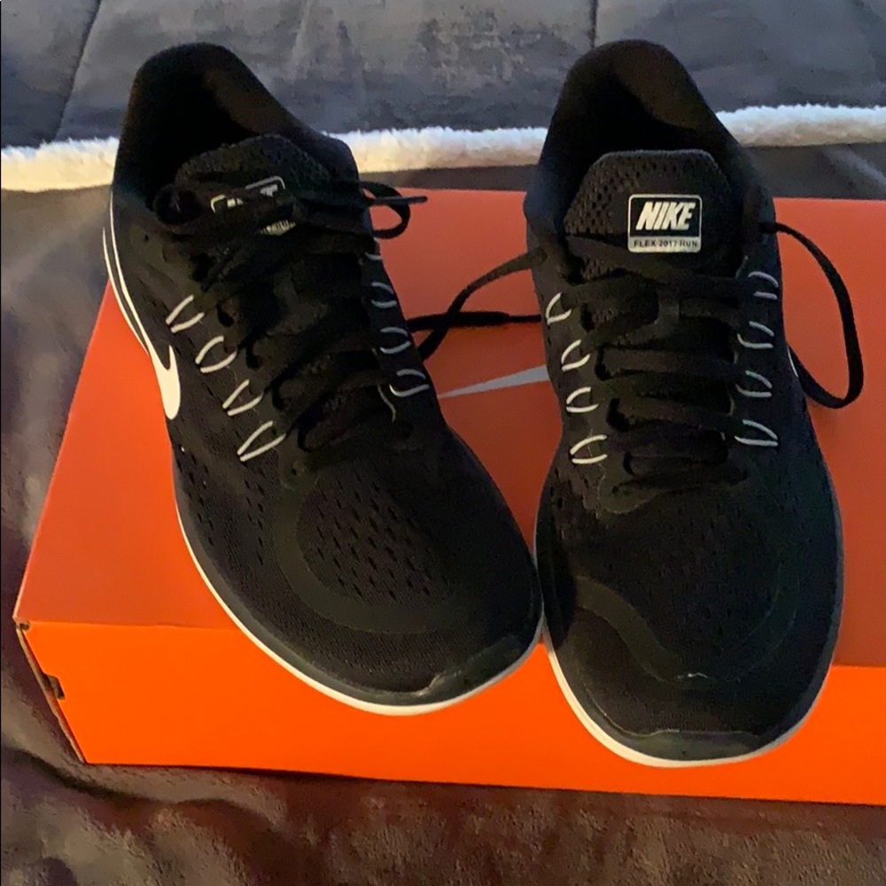 SOLD Nike Flex tennis